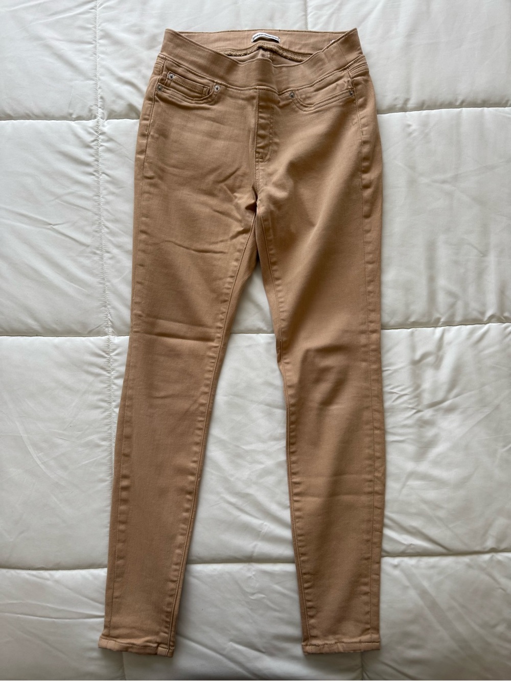 Amazon Essentials Tan High-Rise Skinny Jeggings, size 2